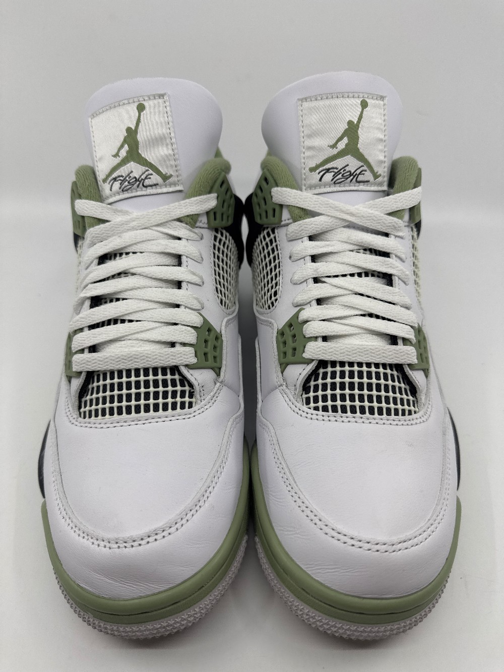 *USED* AJ 4 (W) - SEAFOAM