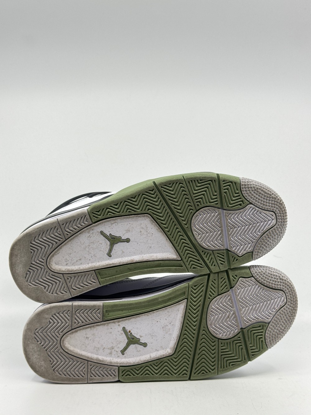 *USED* AJ 4 (W) - SEAFOAM