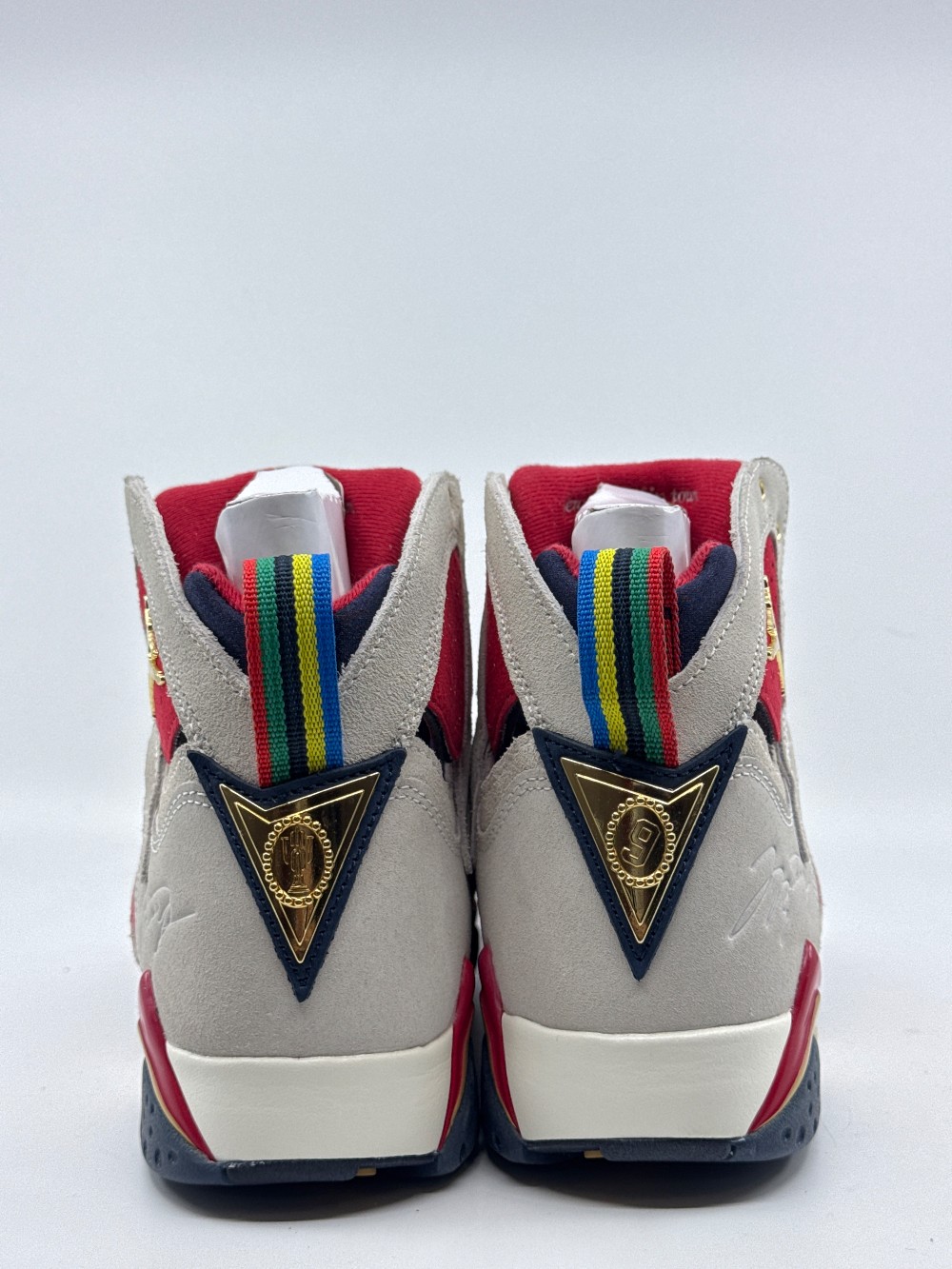 AJ 7 X TROPHY ROOM - NEW SHERIFF IN TOWN