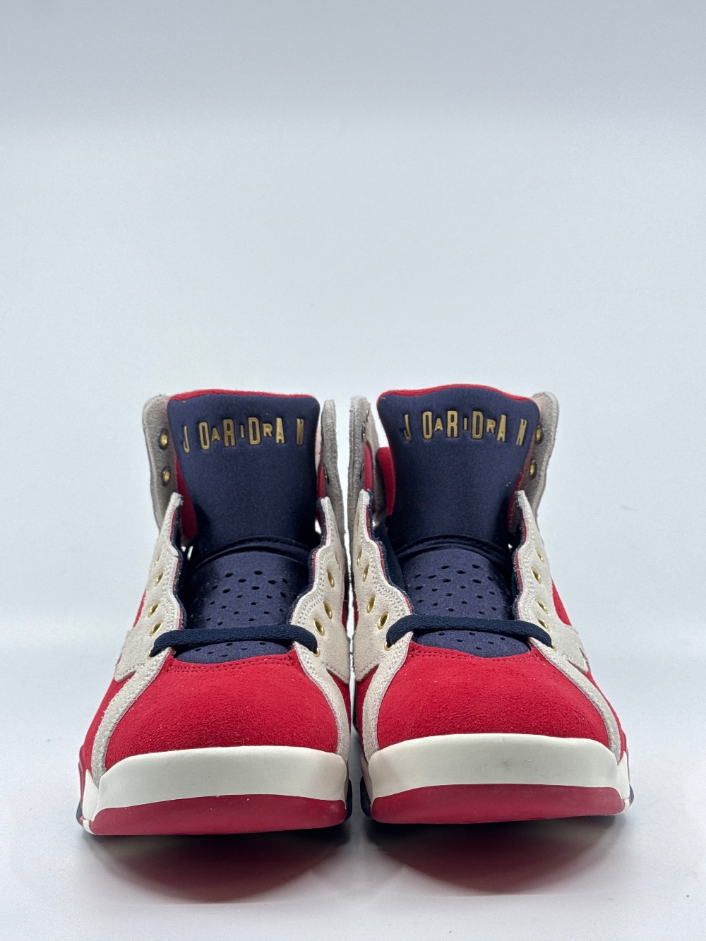 AJ 7 X TROPHY ROOM - NEW SHERIFF IN TOWN