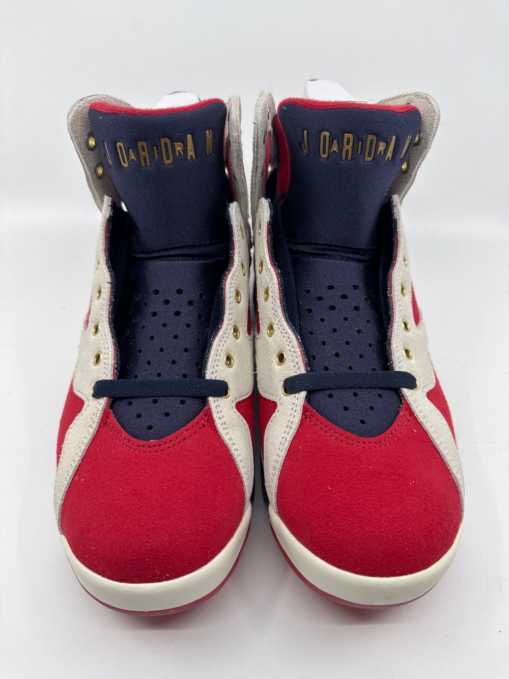 AJ 7 X TROPHY ROOM - NEW SHERIFF IN TOWN