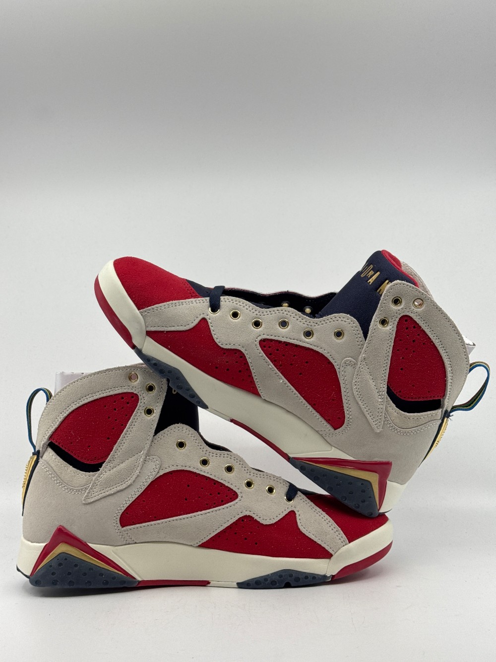 AJ 7 X TROPHY ROOM - NEW SHERIFF IN TOWN