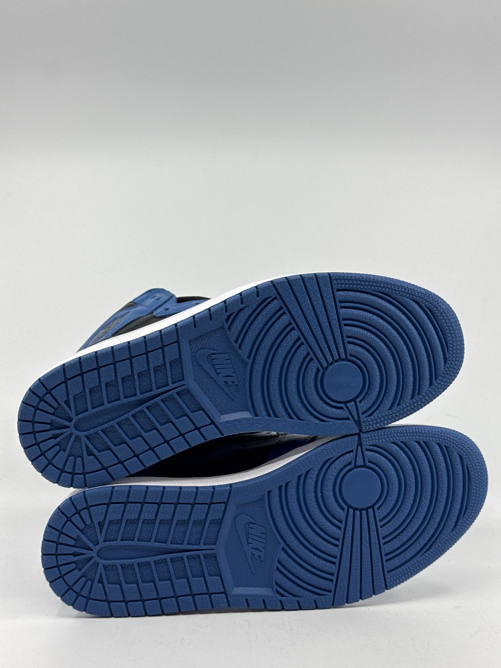 AJ 1 - DARK MARINA BLUE