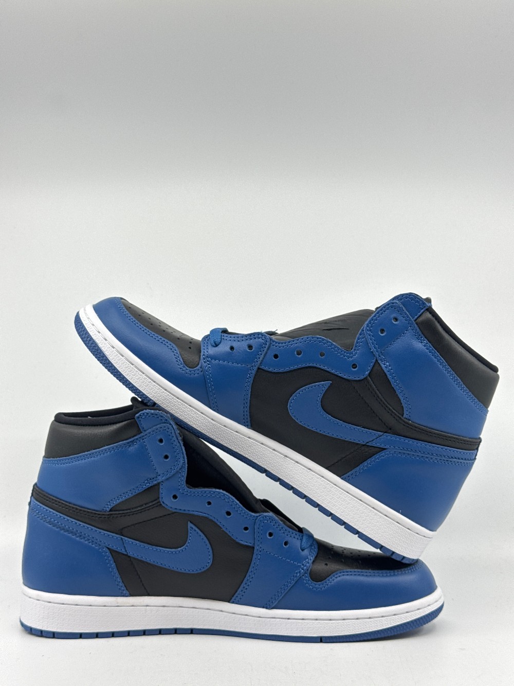 AJ 1 - DARK MARINA BLUE