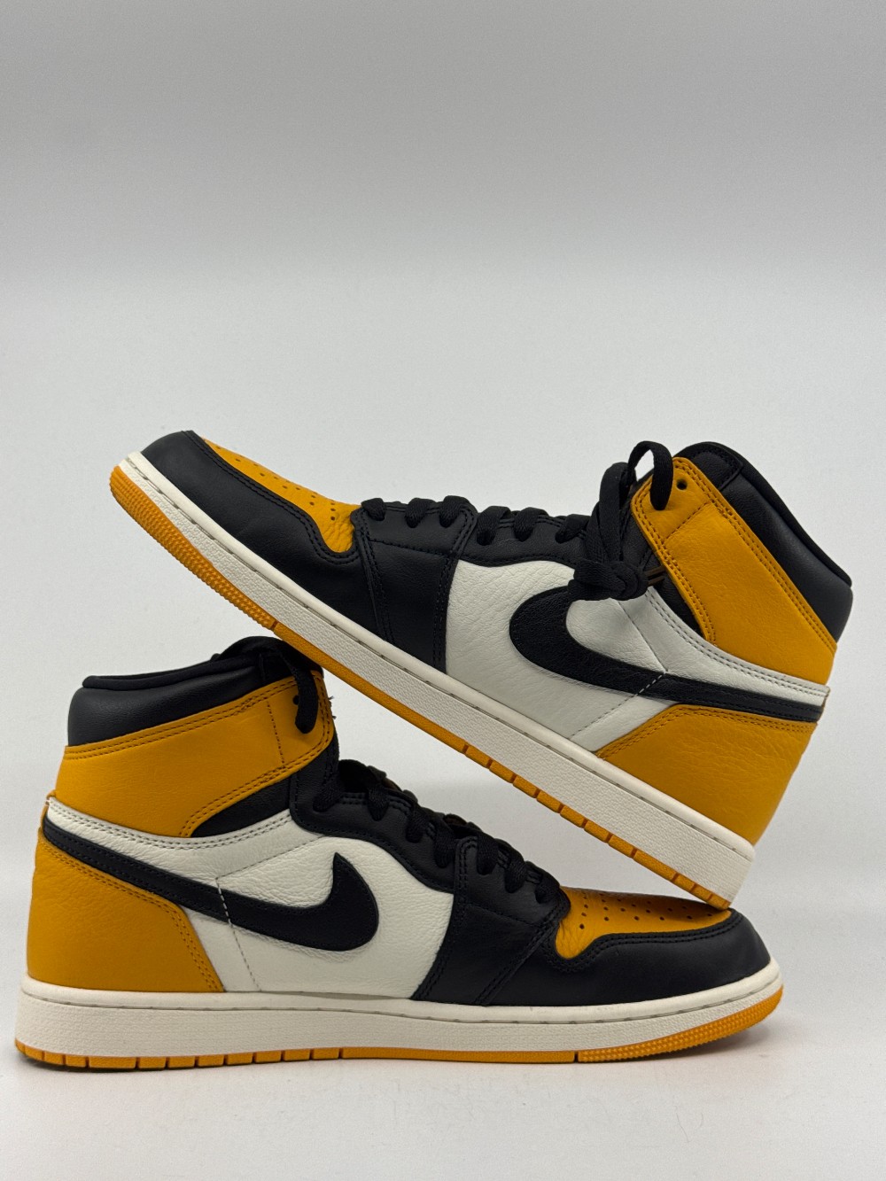 *USED* AJ 1 - TAXI