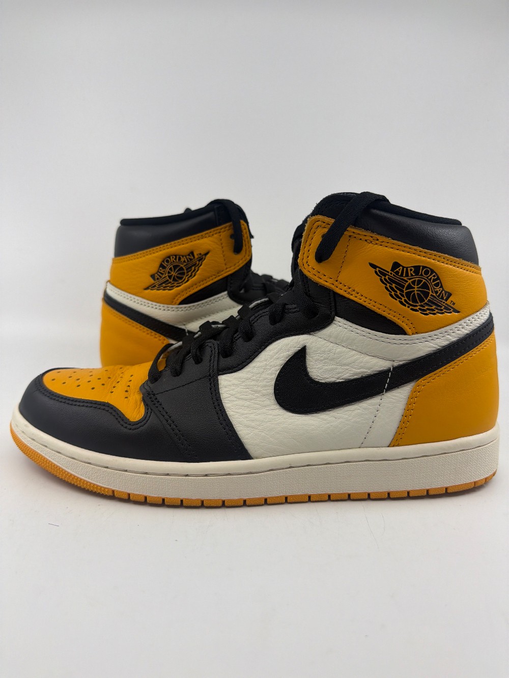 *USED* AJ 1 - TAXI