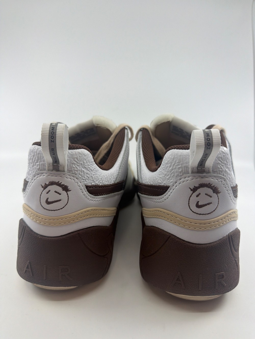*USED* NIKE X TRAVIS SCOTT ZOOM FIELD JAXX - LIGHT CHOCOLATE