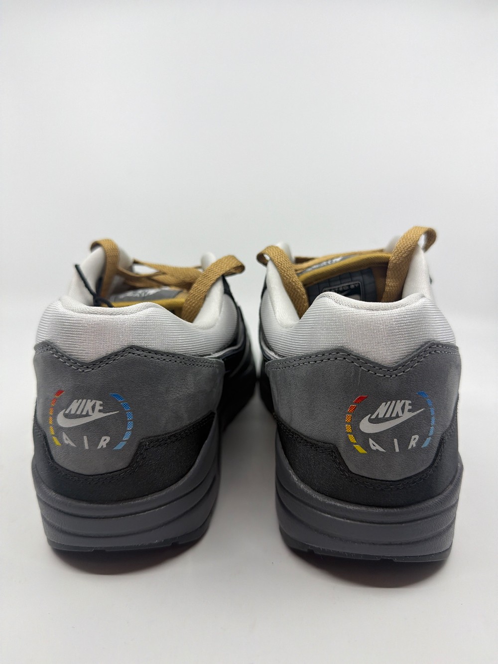 *VNDS* NIKE AIR MAX 1 - .SWOOSH LOW POLY BIG HEAD MODE