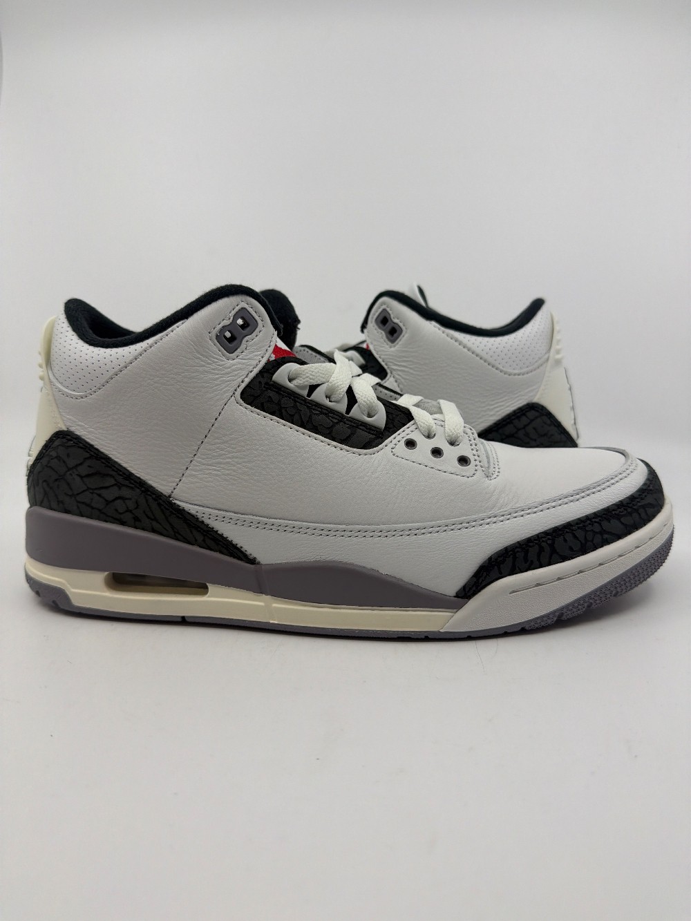 *VNDS/REP BOX* AJ 3 - CEMENT GREY