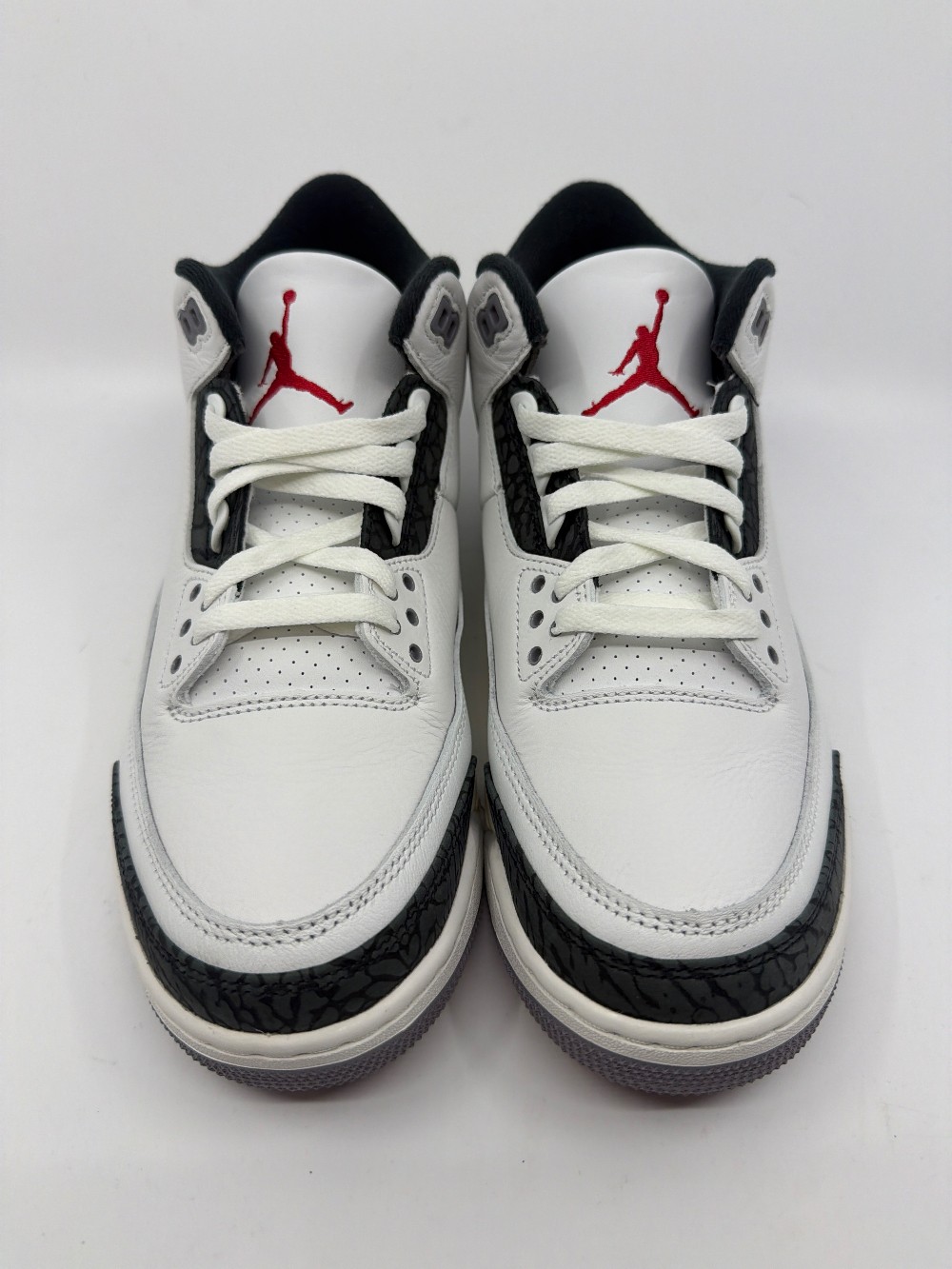 *VNDS/REP BOX* AJ 3 - CEMENT GREY