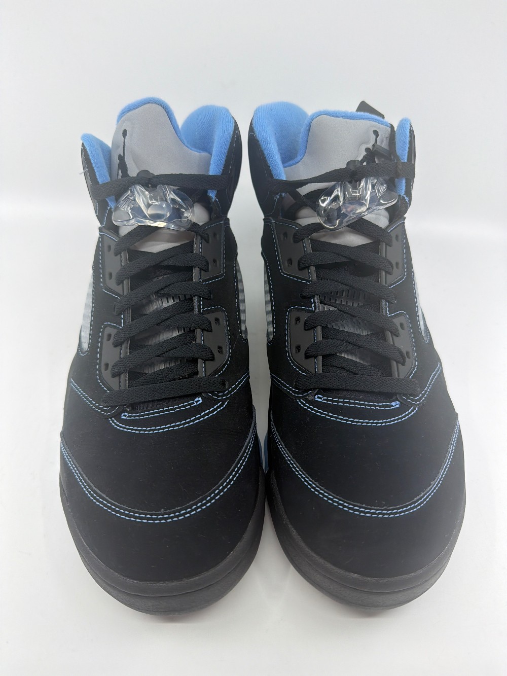 *USED* AJ 5 - BLACK UNIVERSITY BLUE (2026)