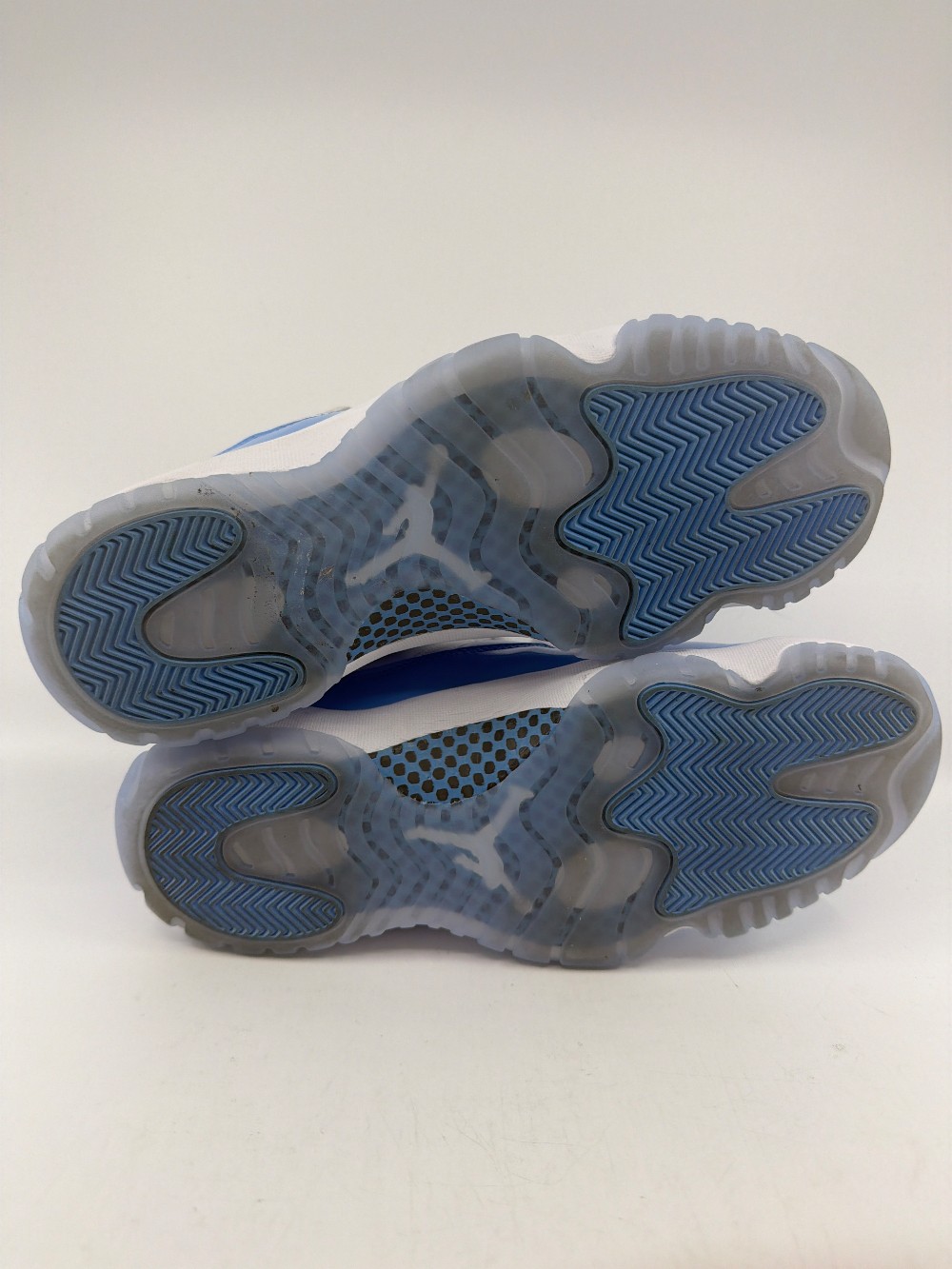 *USED/REP BOX* AJ 11 LOW - UNC (2026)