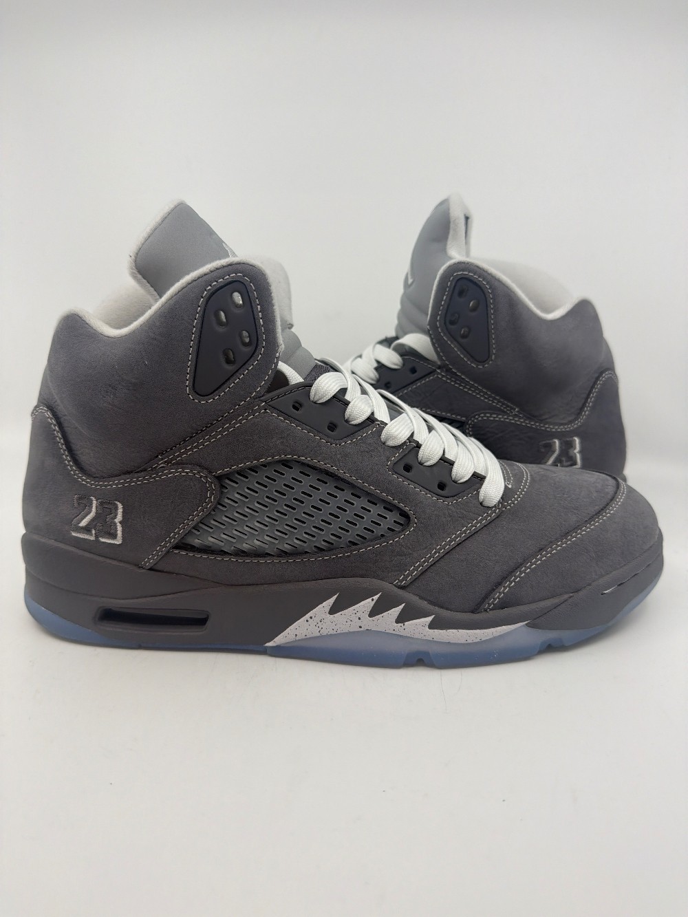 *USED* AJ 5 - WOLF GREY (2025)