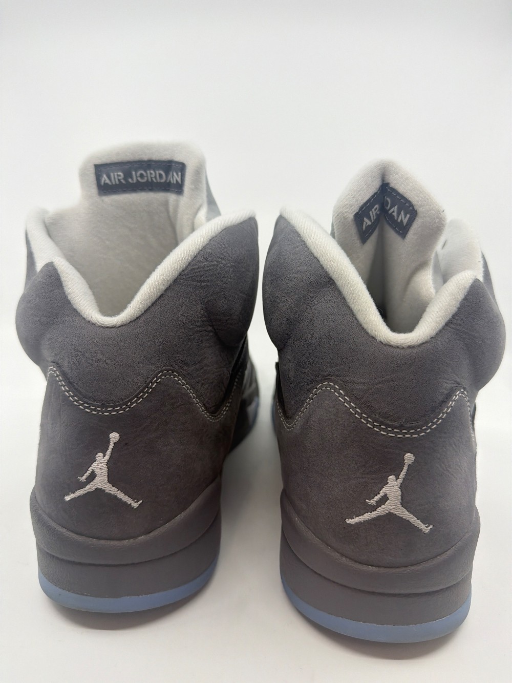 *USED* AJ 5 - WOLF GREY (2025)