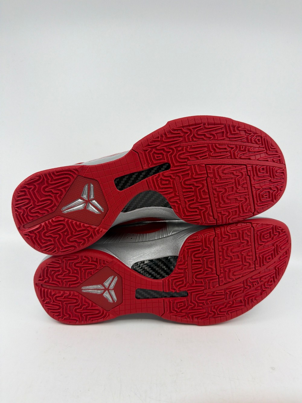 NIKE KOBE 5 PROTRO - CAITLIN CLARK ROOKIE OF THE YEAR