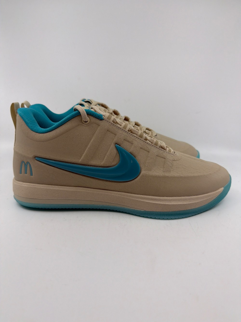 NIKE BOOK 2 - SEDONA MCDONALDS