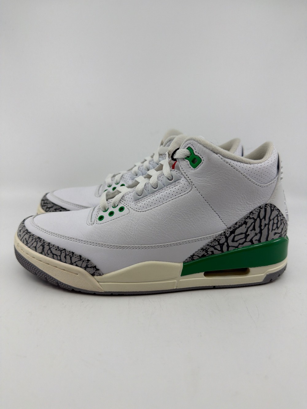 *USED* AJ 3 (W) - LUCKY GREEN