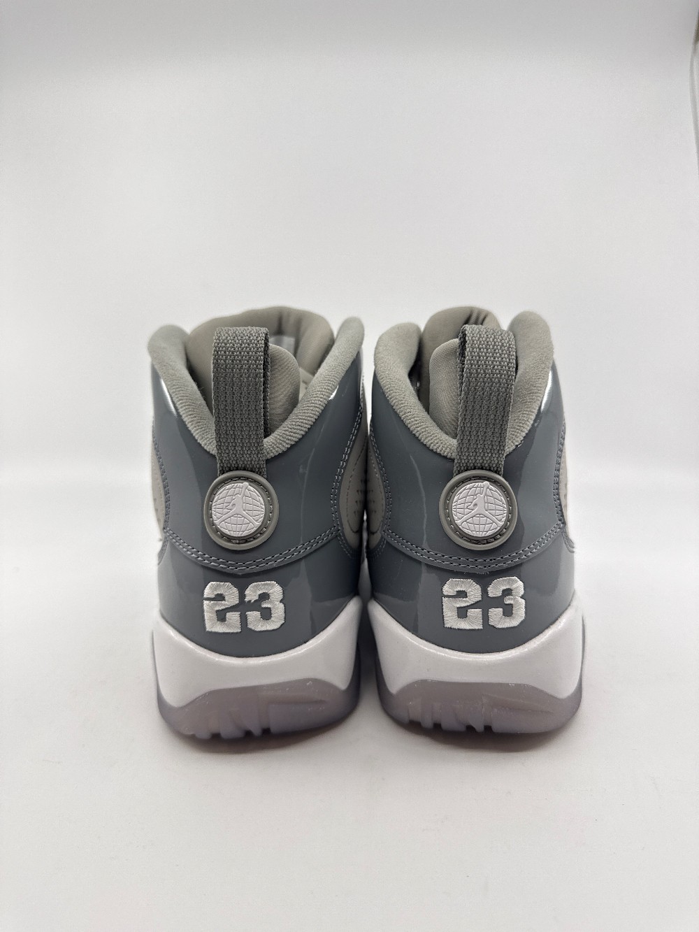 AJ 9 (GS) - COOL GREY (2025)