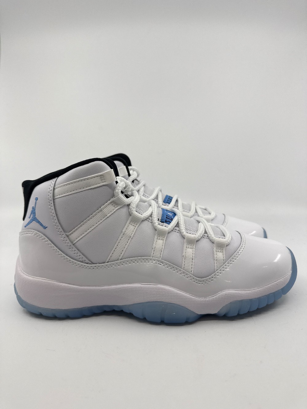 AJ 11 (GS) - LEGEND BLUE (2024)