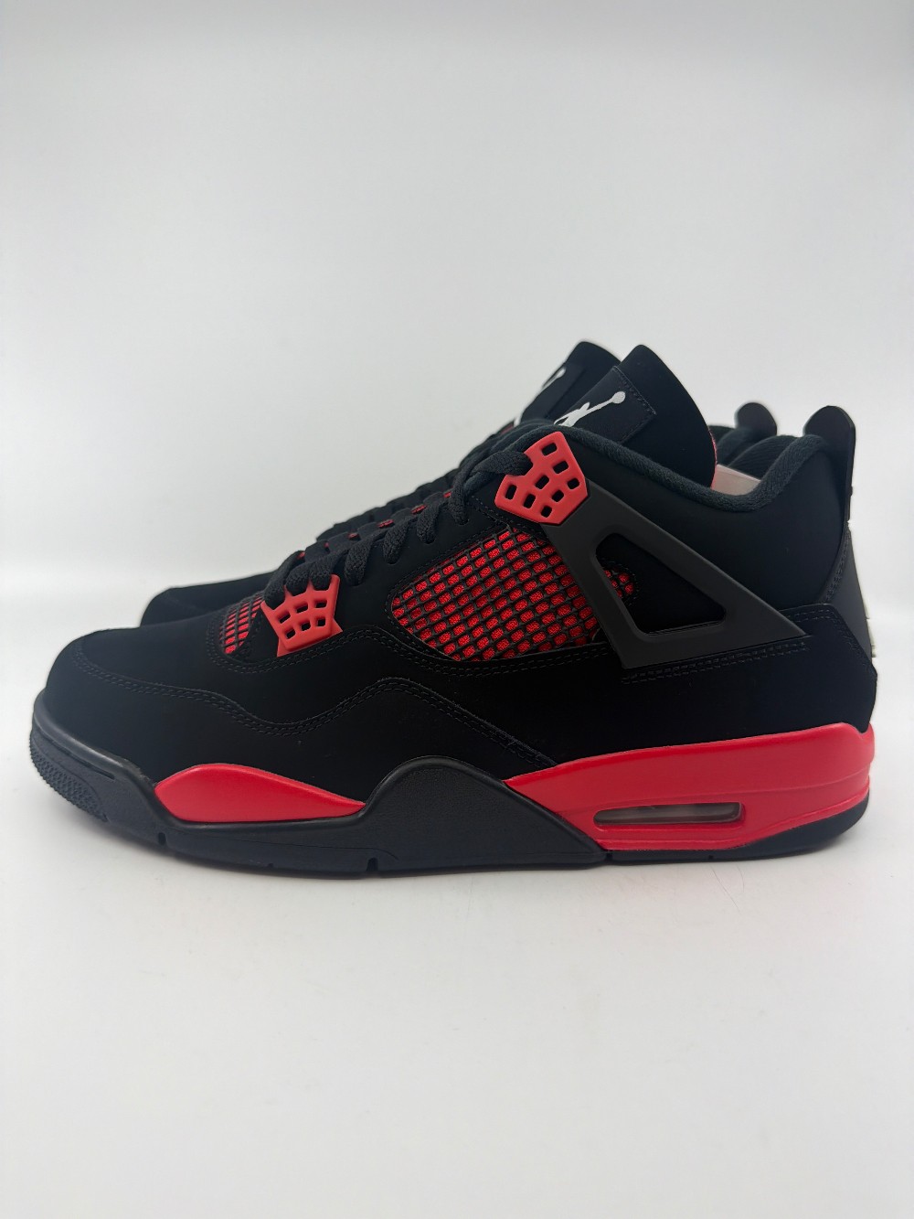 AJ 4 - RED THUNDER