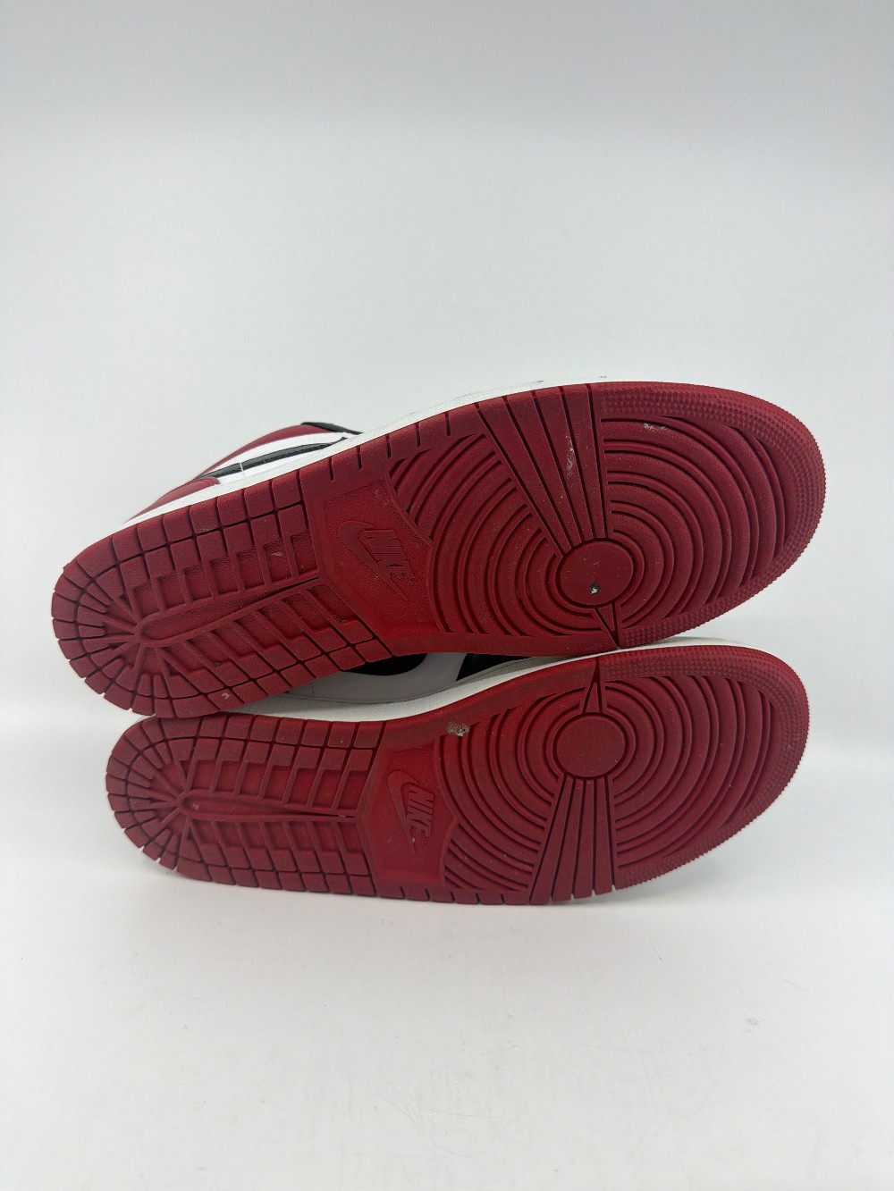 *USED* AJ 1 LOW - BRED TOE