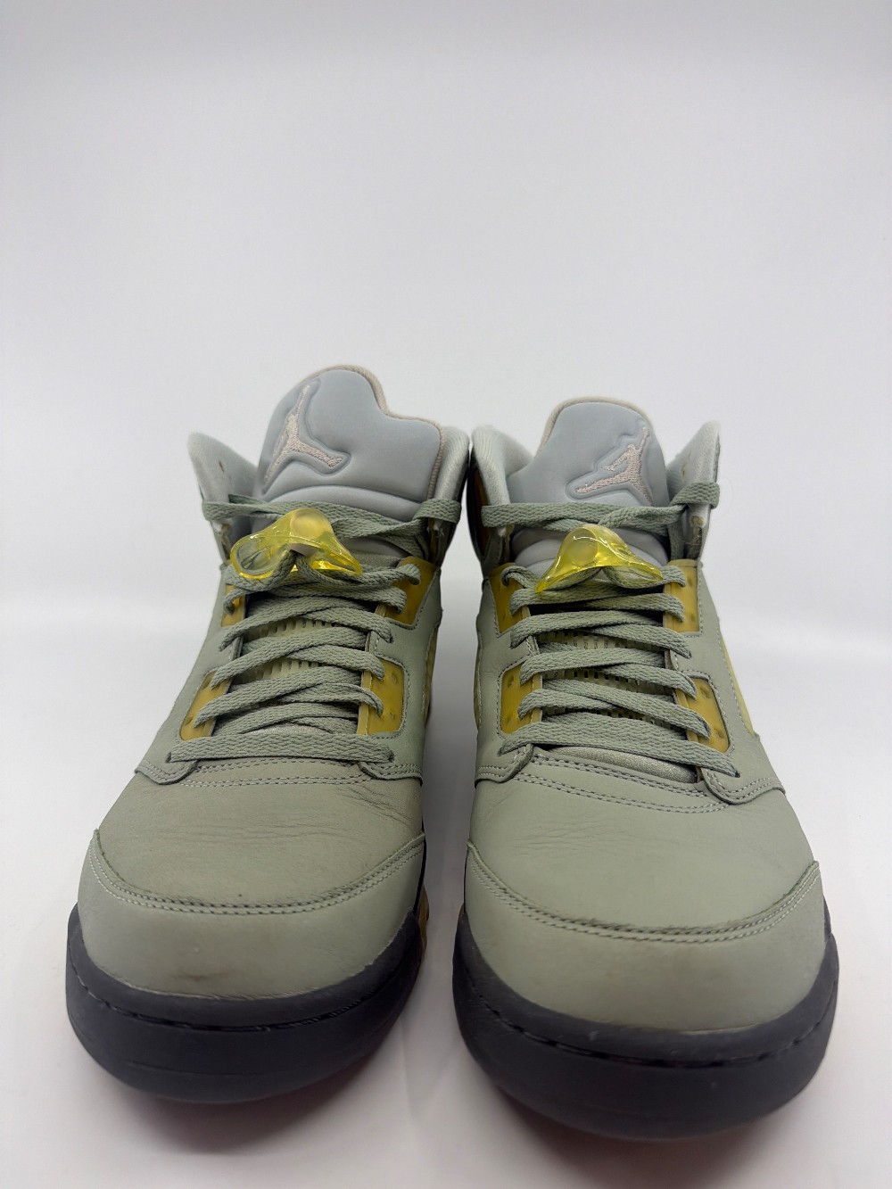 *USED* AJ 5 - JADE HORIZON