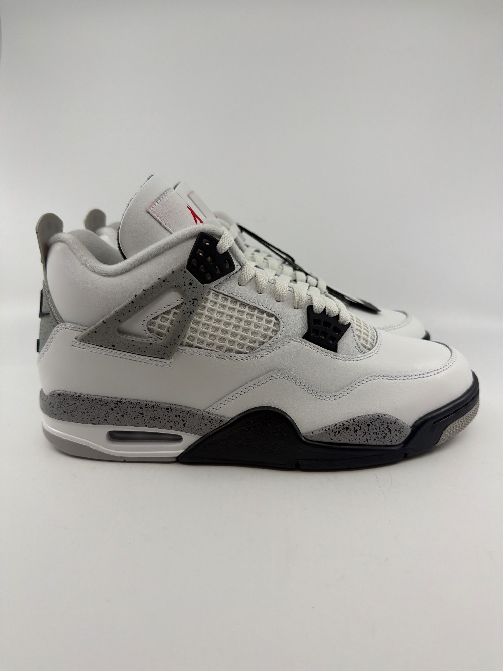 *VNDS* AJ 4 - WHITE CEMENT (2025)