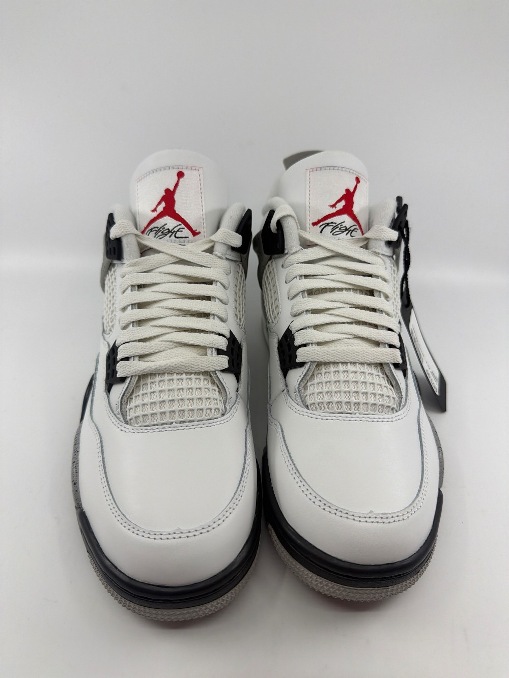 *VNDS* AJ 4 - WHITE CEMENT (2025)