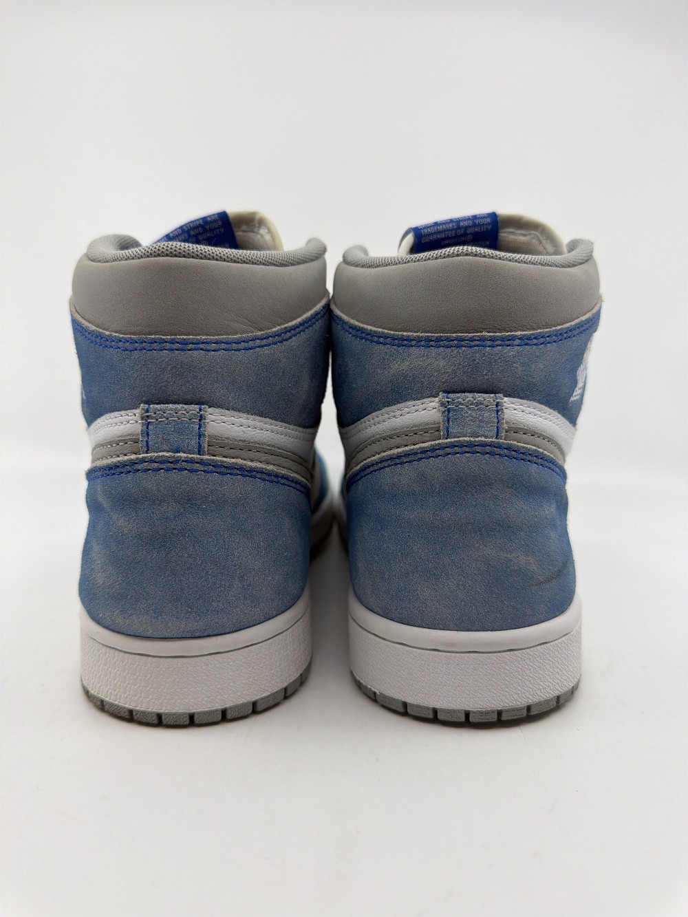 *USED* AJ 1 - HYPER ROYAL