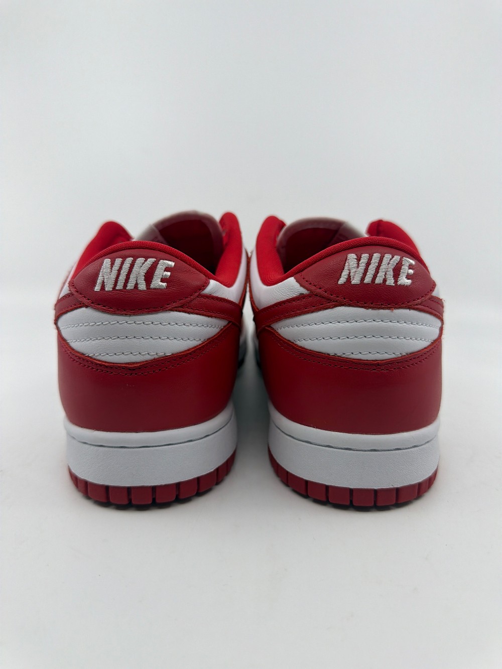 *USED* NIKE DUNK LOW - ST. JOHN'S