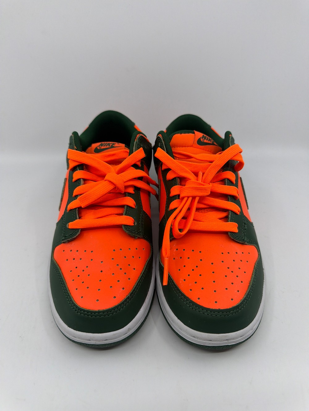 *USED* NIKE DUNK LOW - MIAMI HURRICANES