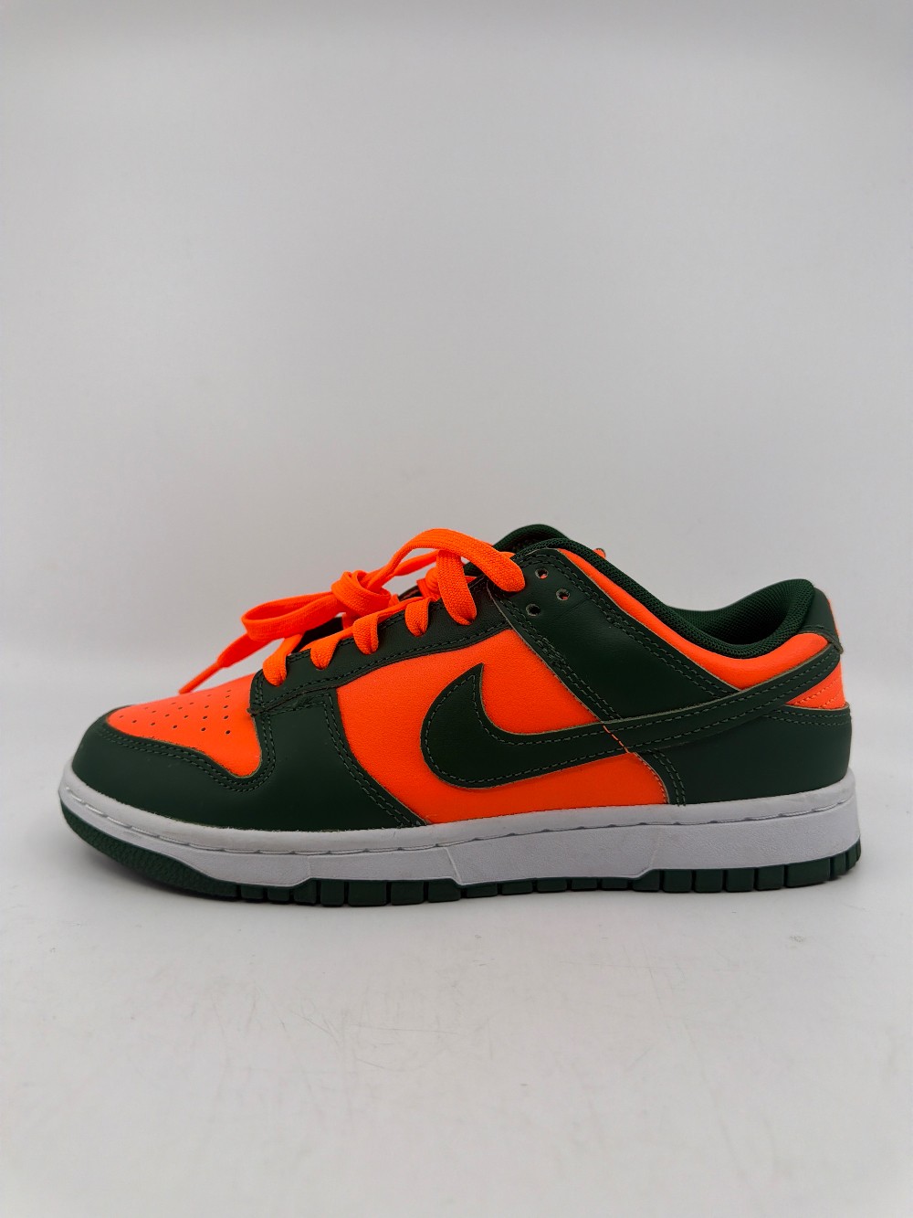 *USED* NIKE DUNK LOW - MIAMI HURRICANES