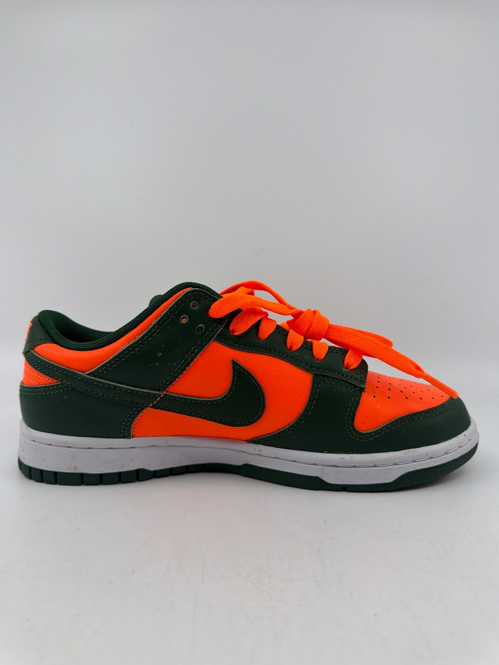 *USED* NIKE DUNK LOW - MIAMI HURRICANES