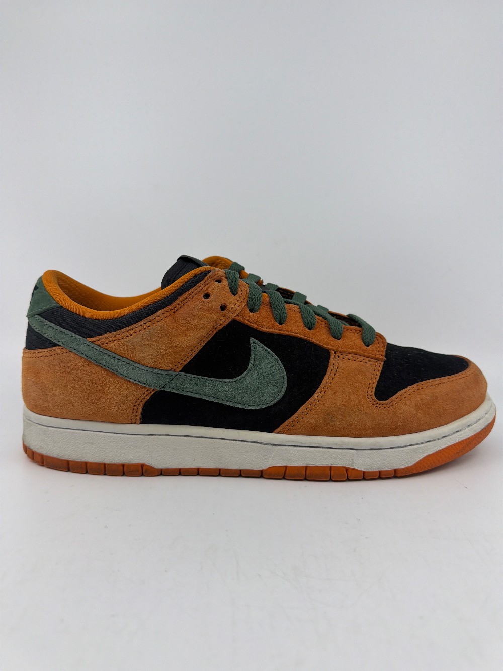 *USED* NIKE DUNK LOW - CERAMIC