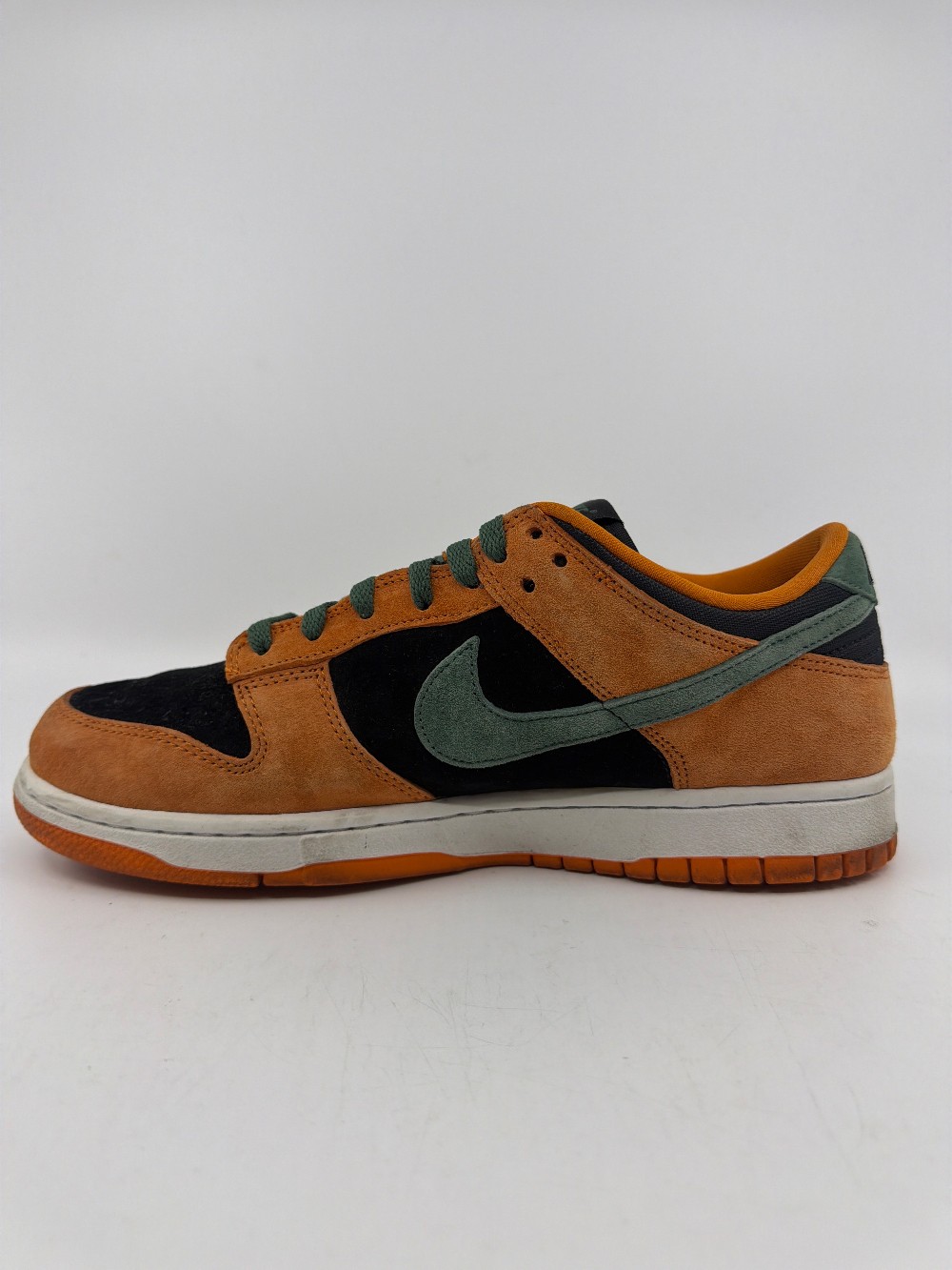 *USED* NIKE DUNK LOW - CERAMIC