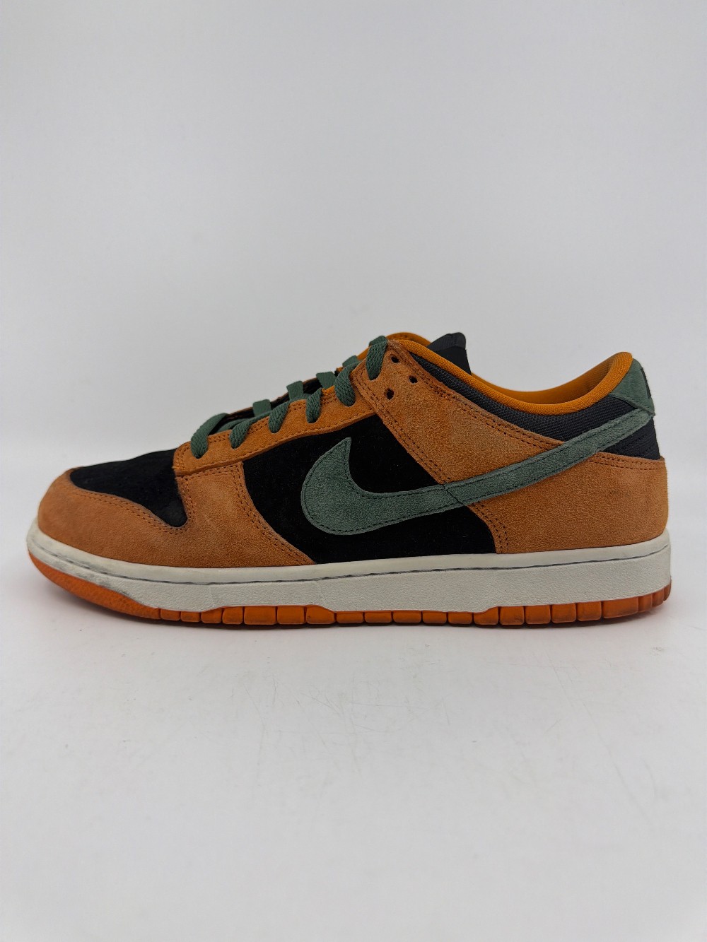 *USED* NIKE DUNK LOW - CERAMIC