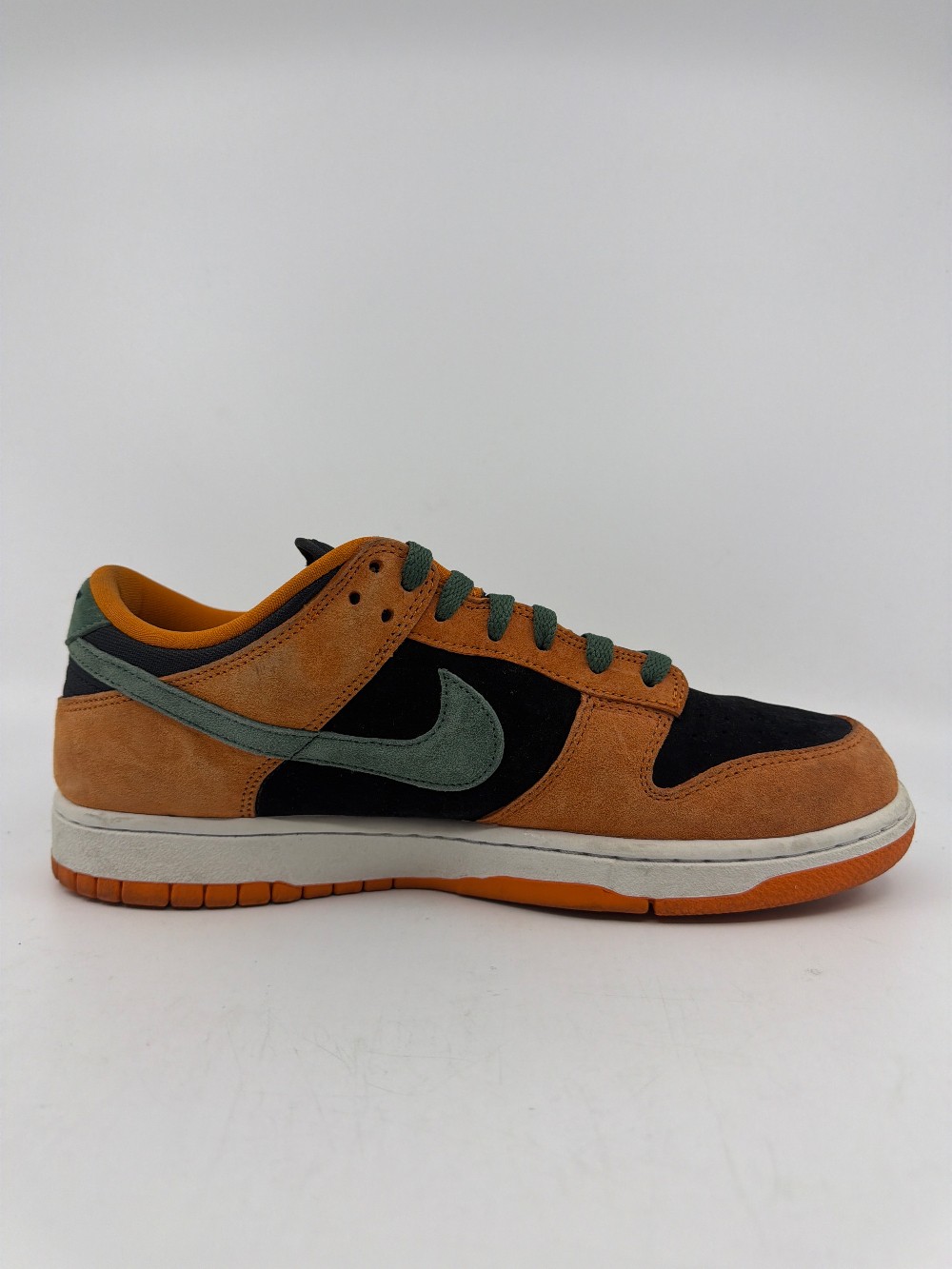 *USED* NIKE DUNK LOW - CERAMIC