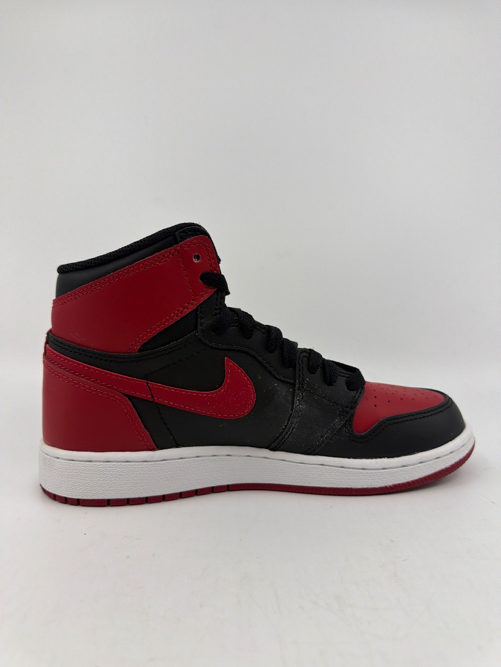 *USED* AJ 1 (GS) - BRED BANNED (2016)