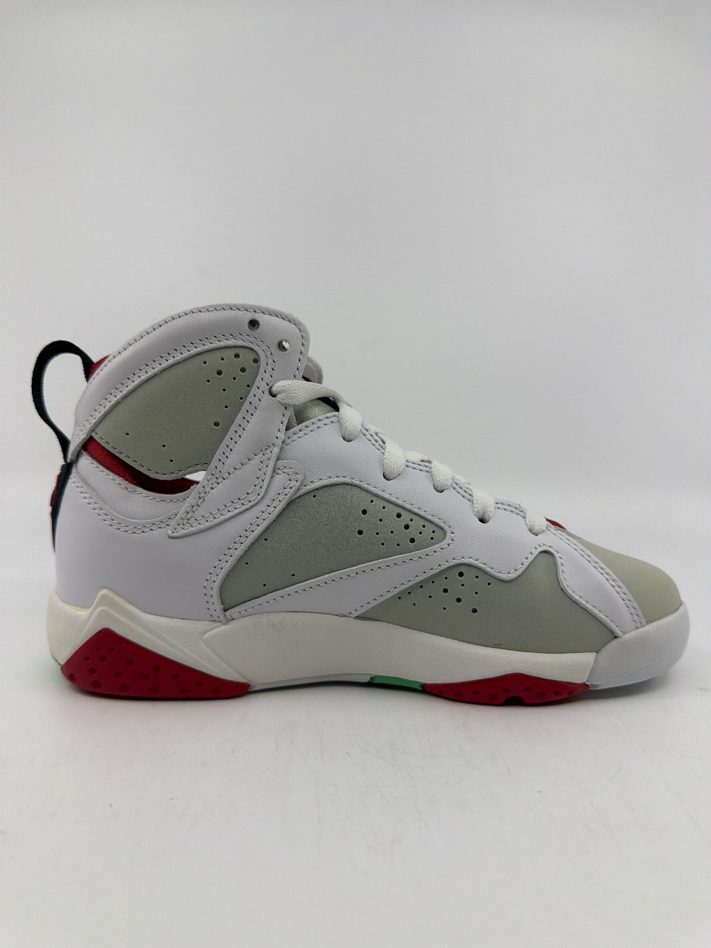 AJ 7 (GS) HARE (2015)