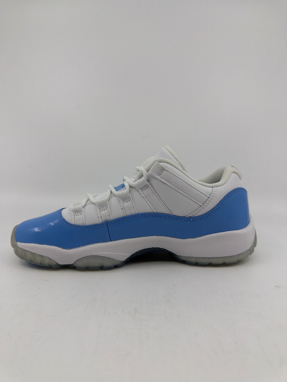 AJ 11 LOW (GS) - UNIVERSITY BLUE (2017)