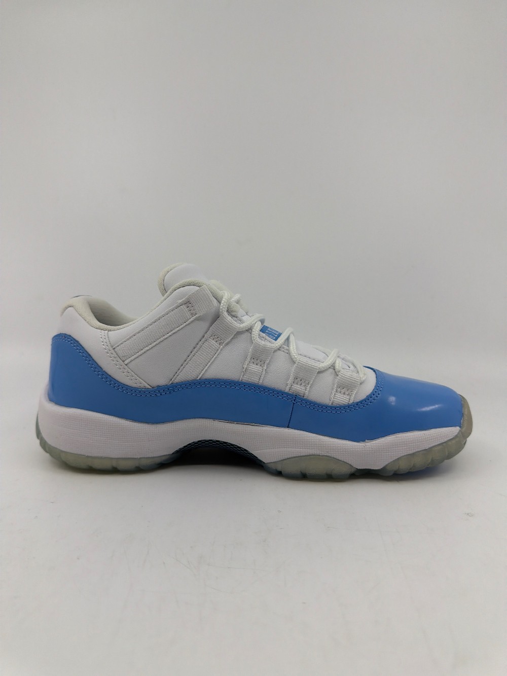 AJ 11 LOW (GS) - UNIVERSITY BLUE (2017)