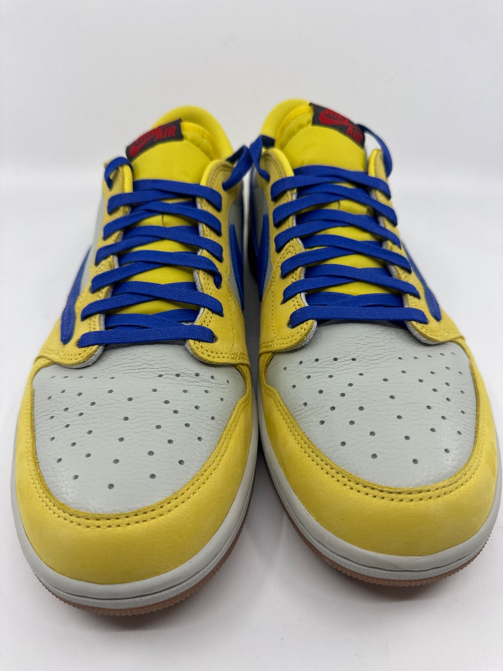 *VNDS* AJ 1 LOW X TRAVIS SCOTT (W) - CANARY
