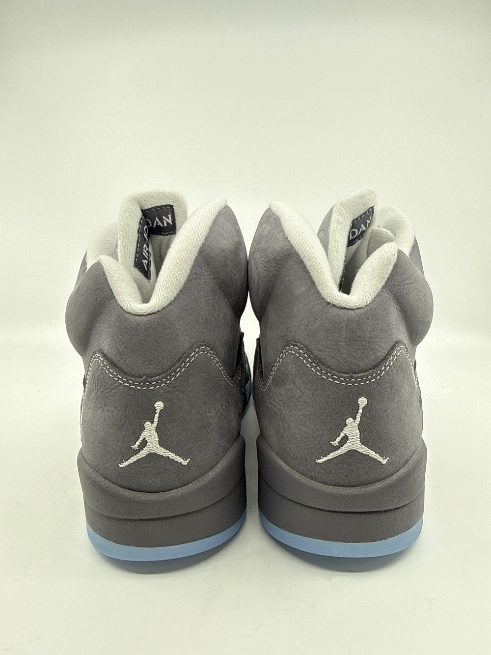 AJ 5 - WOLF GREY (2026)