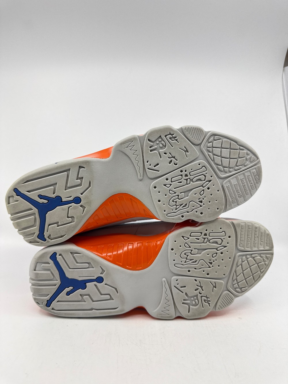 *USED/REP BOX* AJ 9 - FONTAY MONTANA (KNICKS)