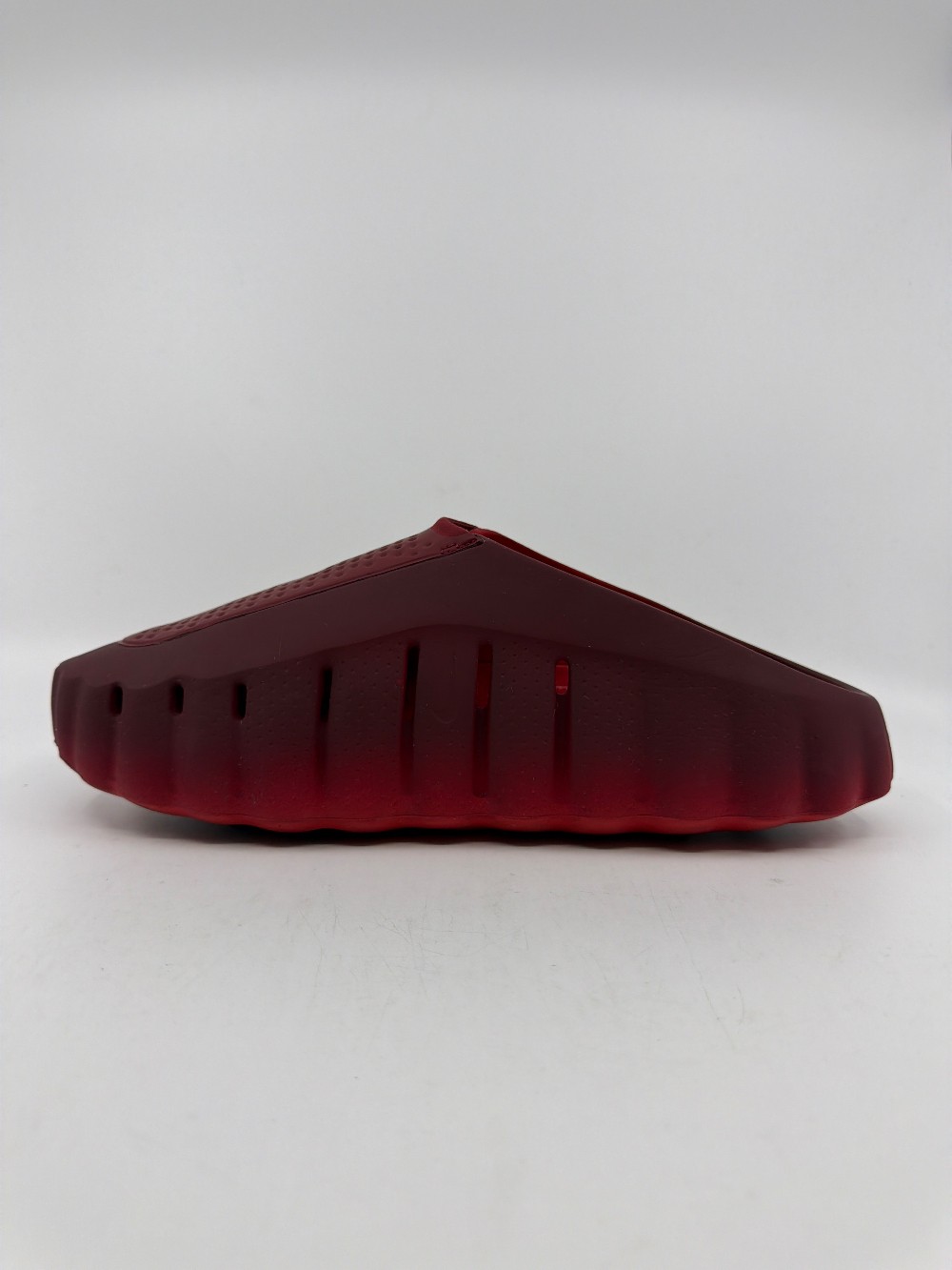 *USED* NIKE MIND 001 SLIDE - UNIVERSITY RED