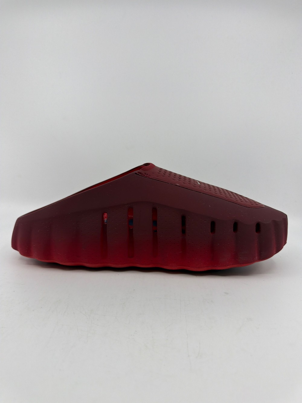 *USED* NIKE MIND 001 SLIDE - UNIVERSITY RED