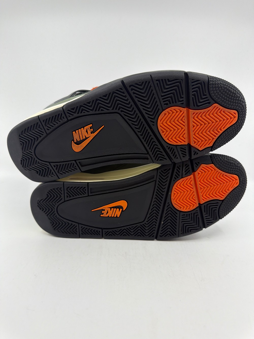 *VNDS* AJ 4 - UNDEFEATED (2025)