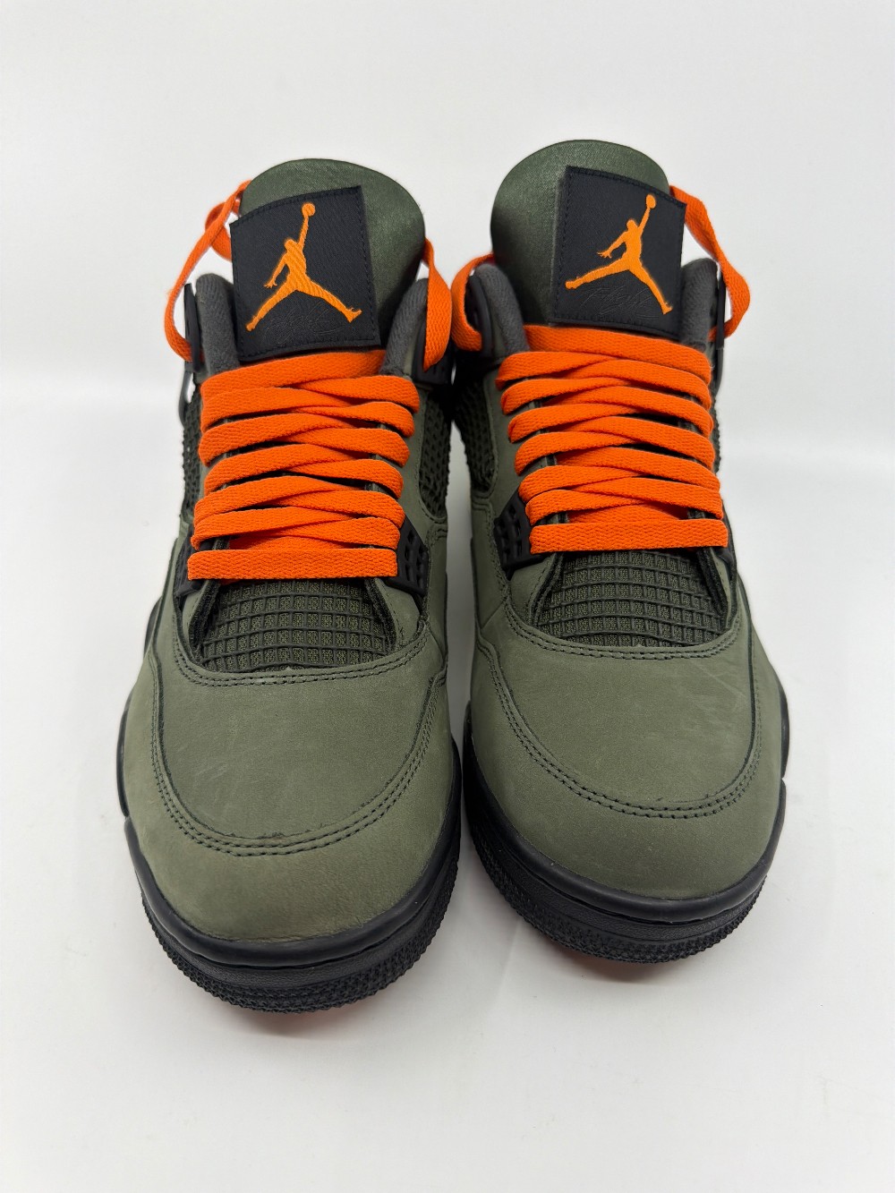 *VNDS* AJ 4 - UNDEFEATED (2025)