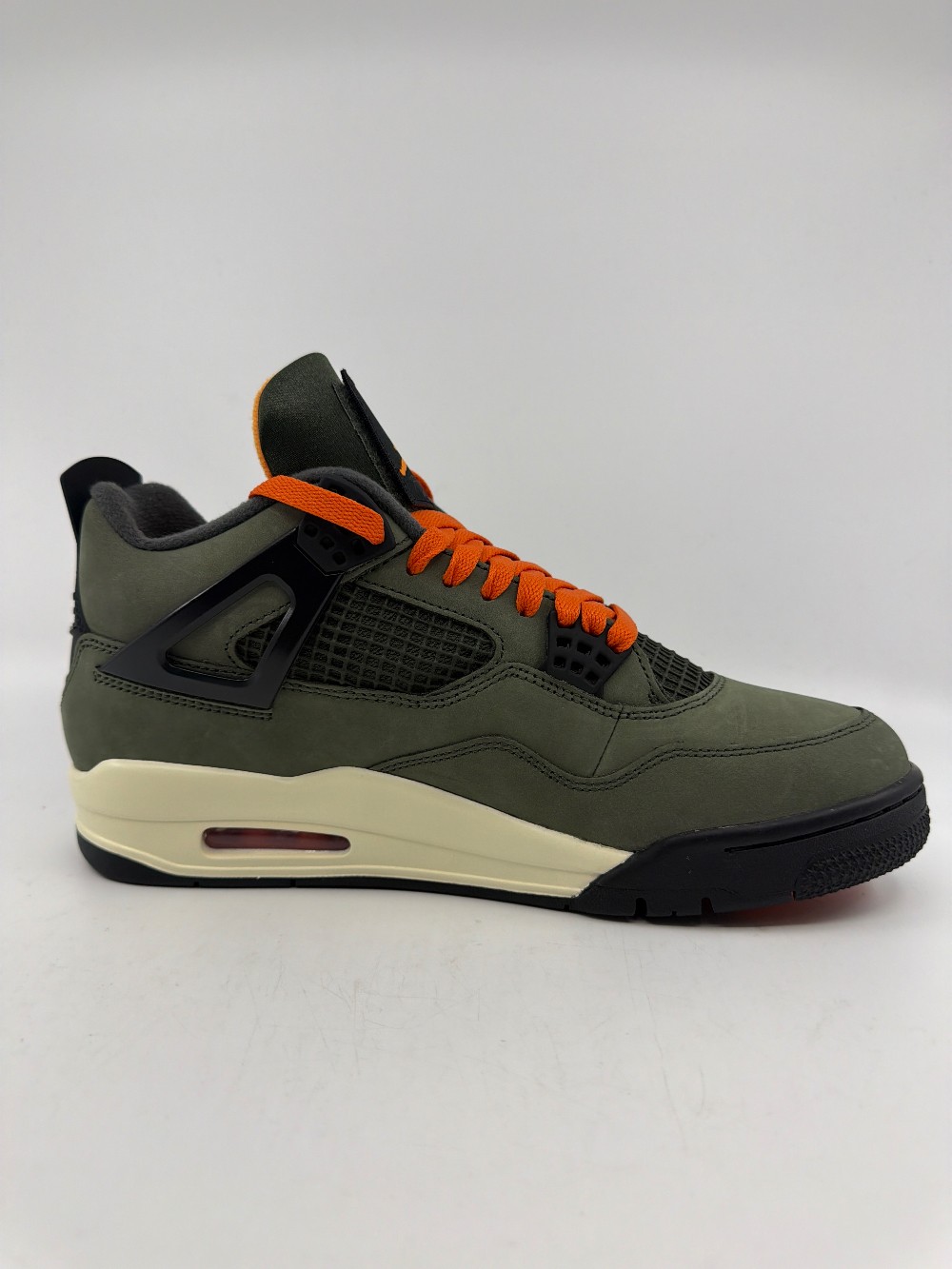 *VNDS* AJ 4 - UNDEFEATED (2025)