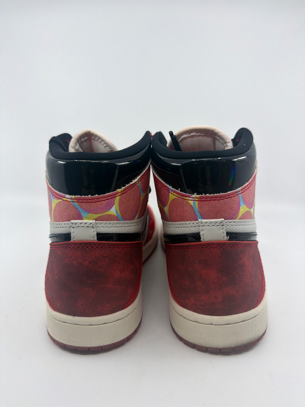 *USED* AJ 1 - SPIDERMAN ACROSS THE SPIDERVERSE